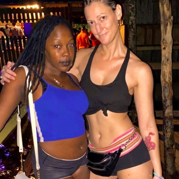 Meet your Posher, Rebecca - Picture 8 of 9